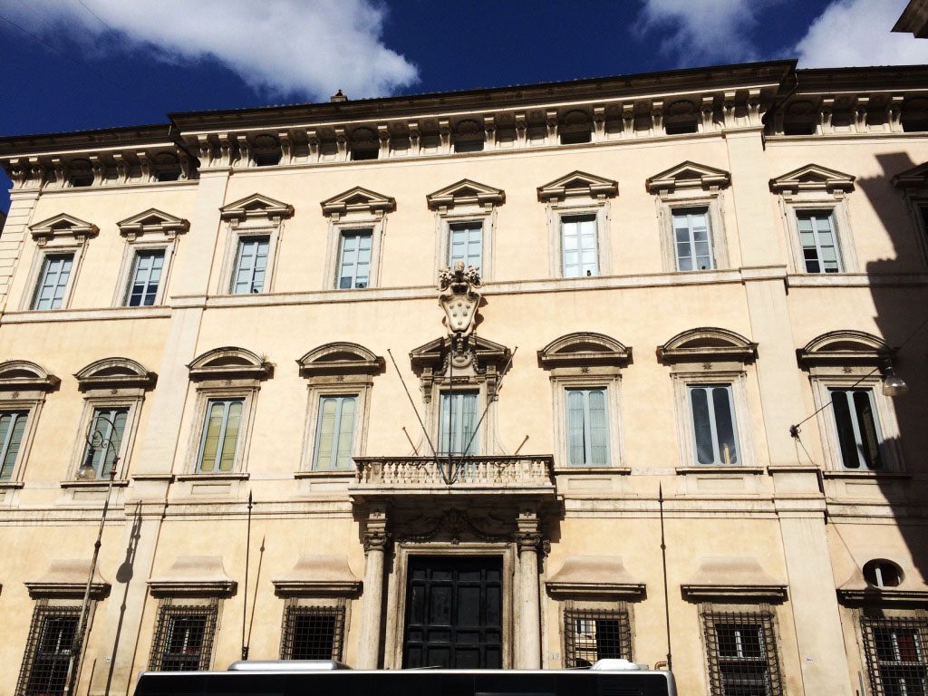Palazzo Altieri, Rome.jpg